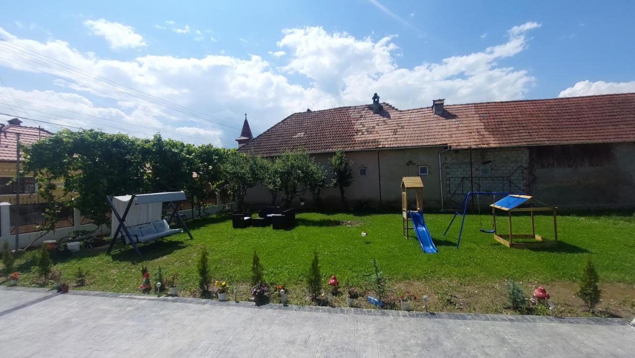 Casuta Din Drumul Muntelui Dragus Exterior foto